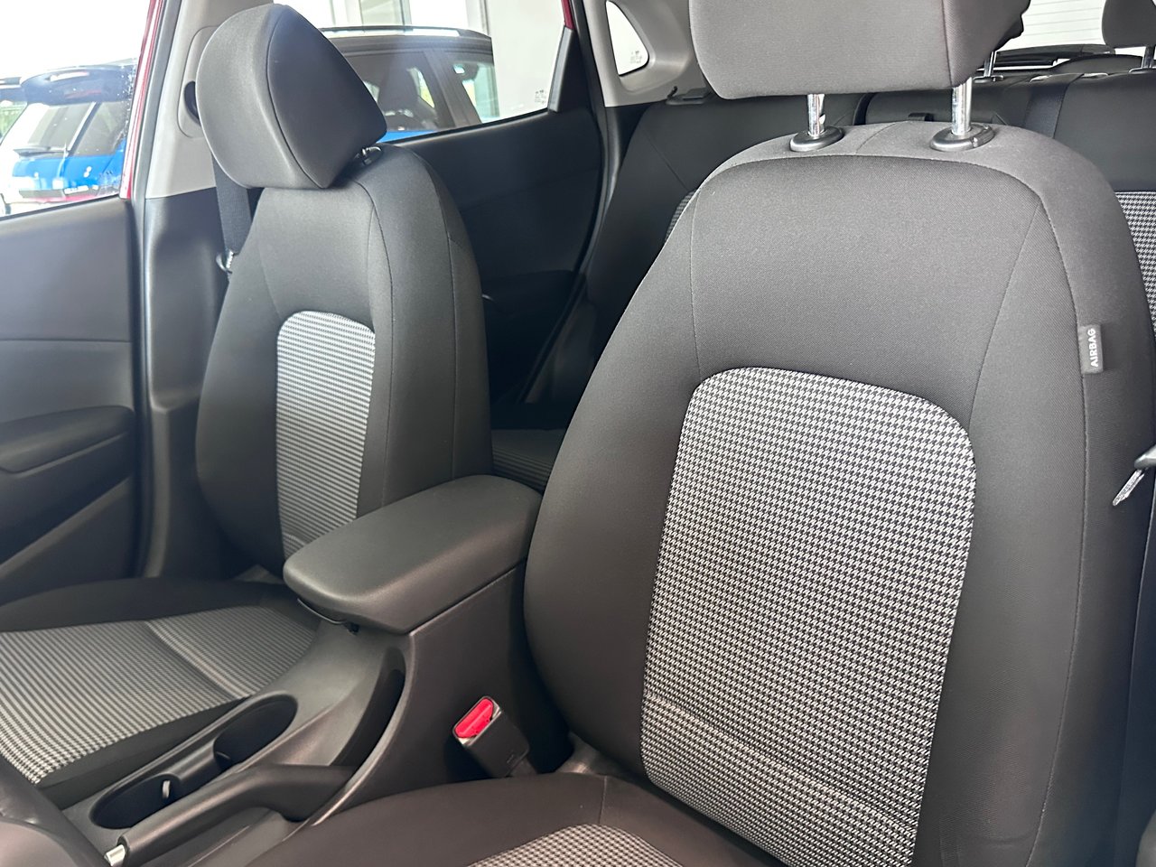 2019 Hyundai Kona Preferred + TOIT NOIR + CARPLAY + CAMERA + A/C +++