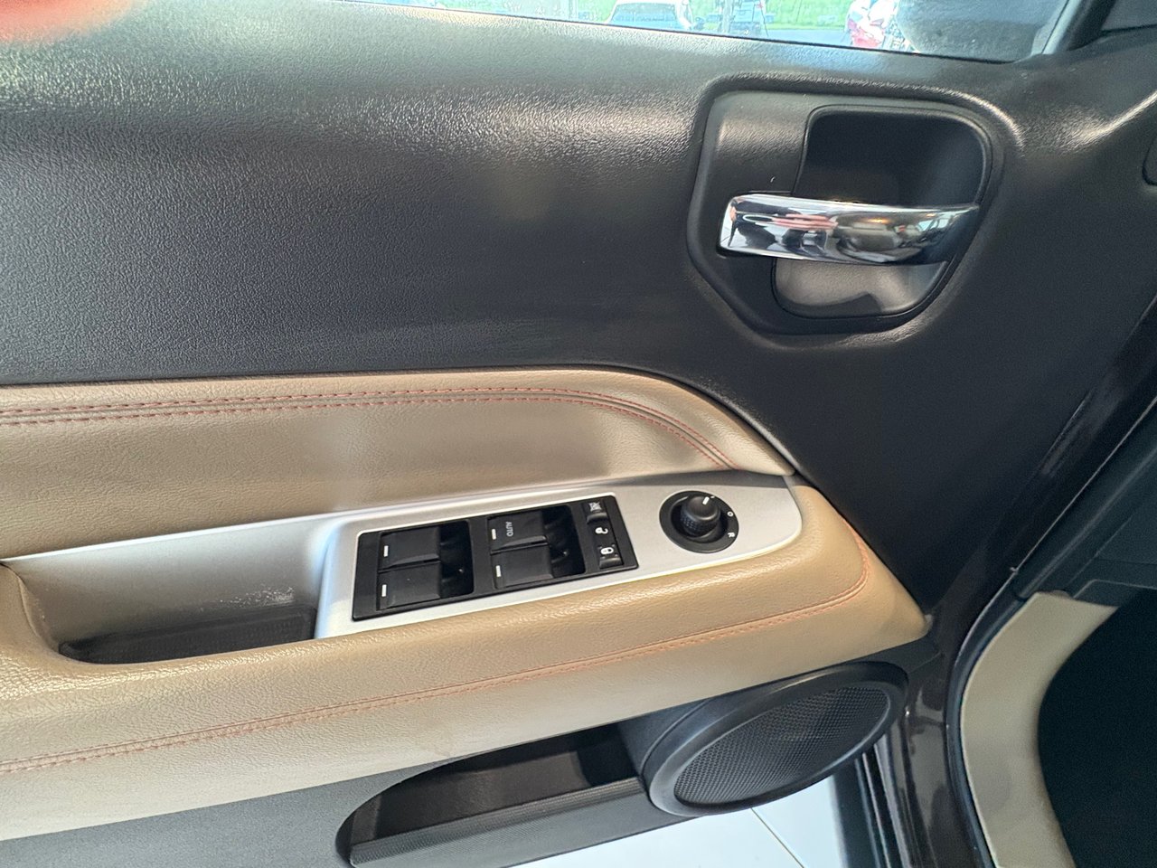 Jeep Compass North + SPORT + 4WD + A/C + BAS KM + WOW +++ 2014