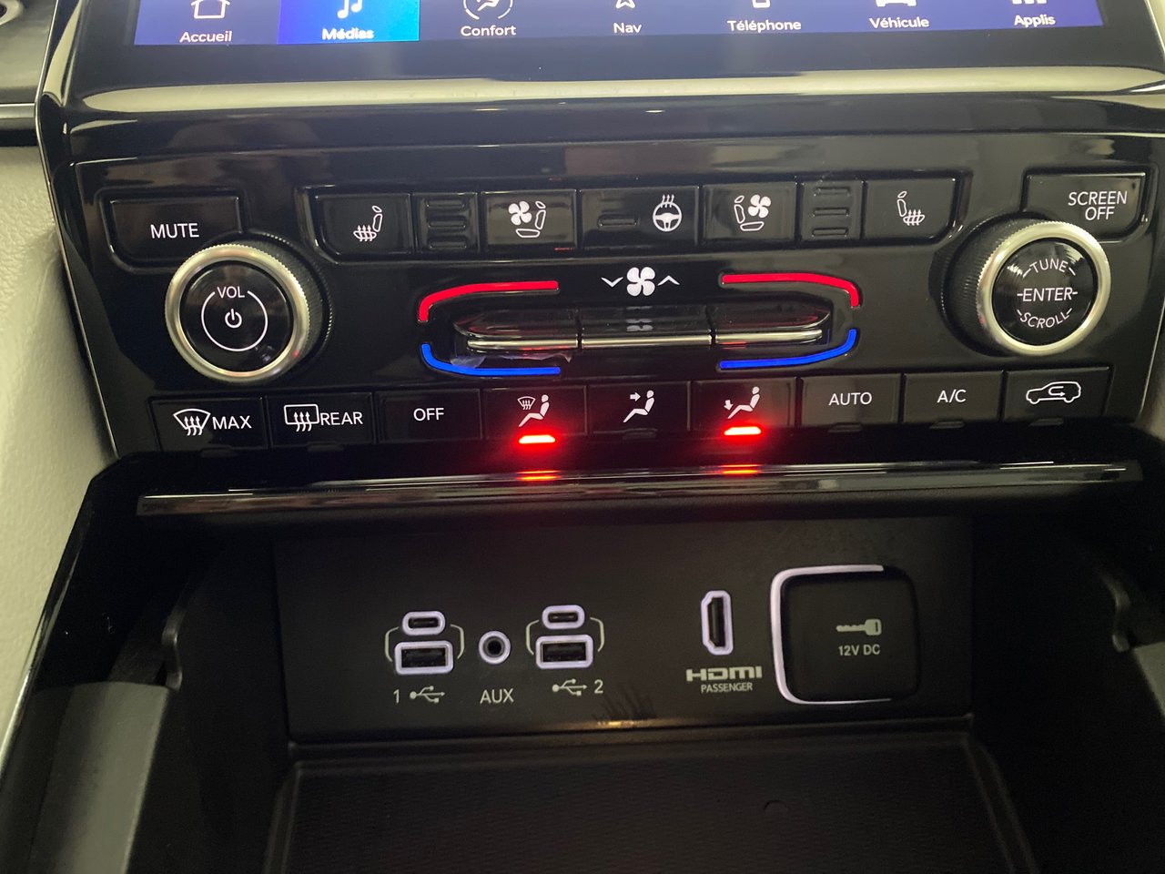 Jeep Grand Cherokee Overland + TETE HAUTE + DVD + TOIT + CUIR + WOW ++ 2023