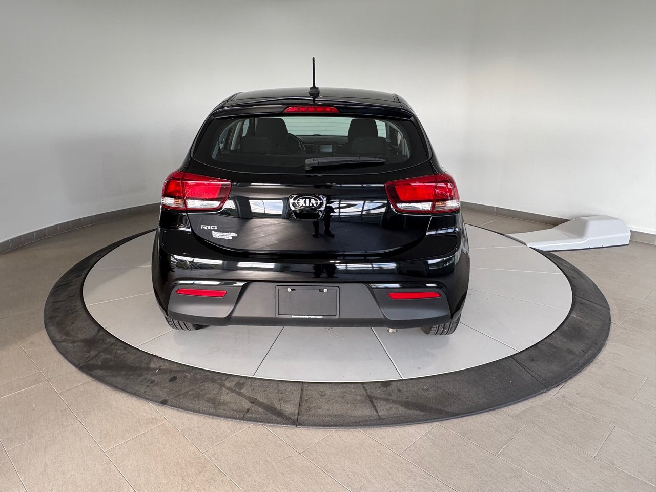 Kia Rio 5-door LX+ CAMERA + CARPLAY + DEMARREUR A DISTANCE + WOW! 2018