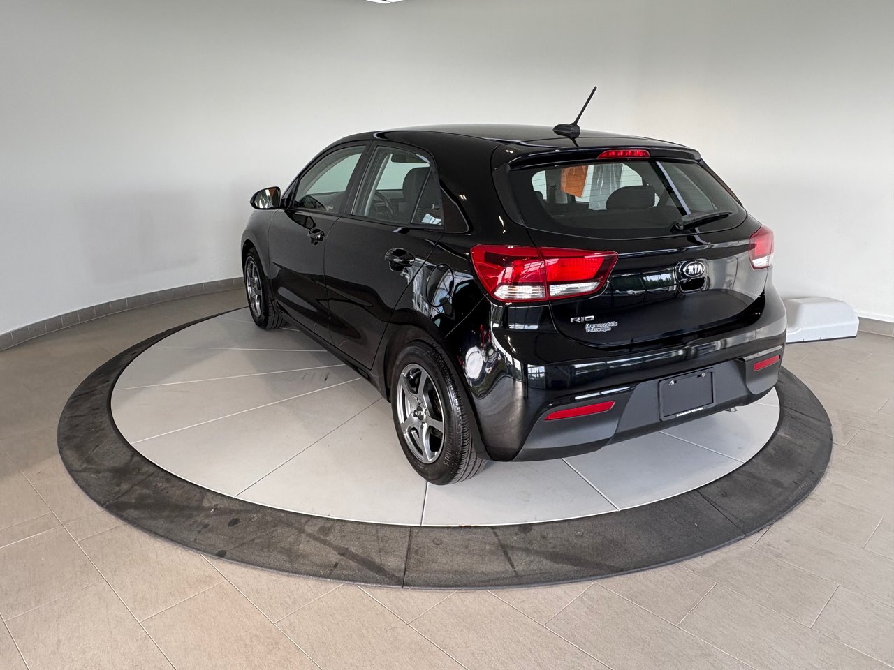 Kia Rio 5-door LX+ CAMERA + CARPLAY + DEMARREUR A DISTANCE + WOW! 2018