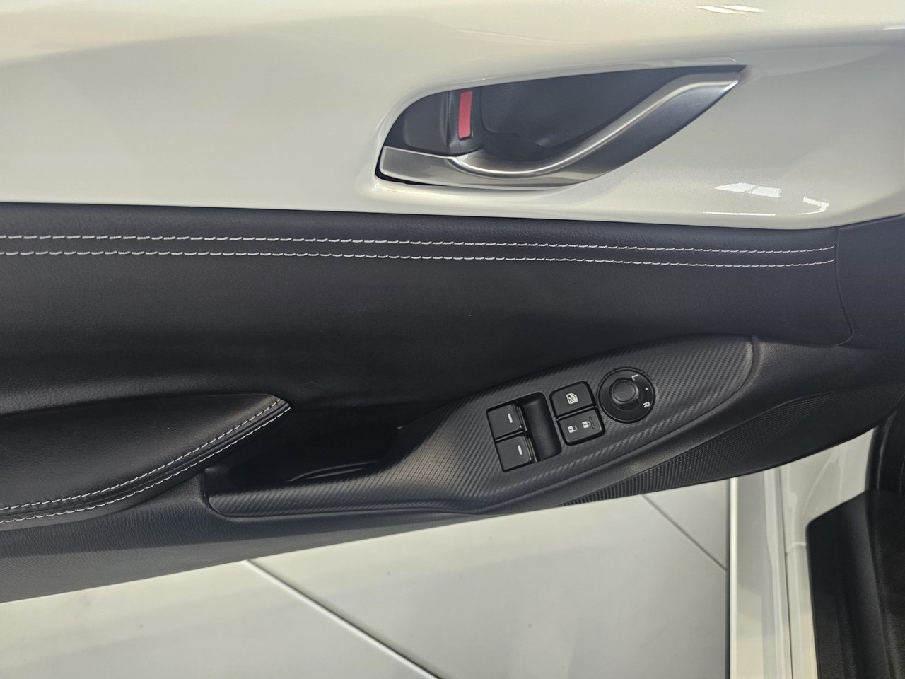 2024 Mazda MX-5 GS-P + DECAPOTABLE + WOW +++