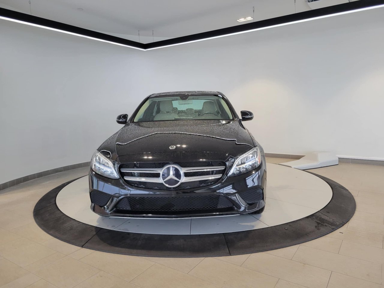 Mercedes-Benz C-Class C 300 + TOIT + CUIR + LUXE + BAS KM + WOW +++ 2019 JAMAIS ACCIDENTÉ + 1 PROPRIO