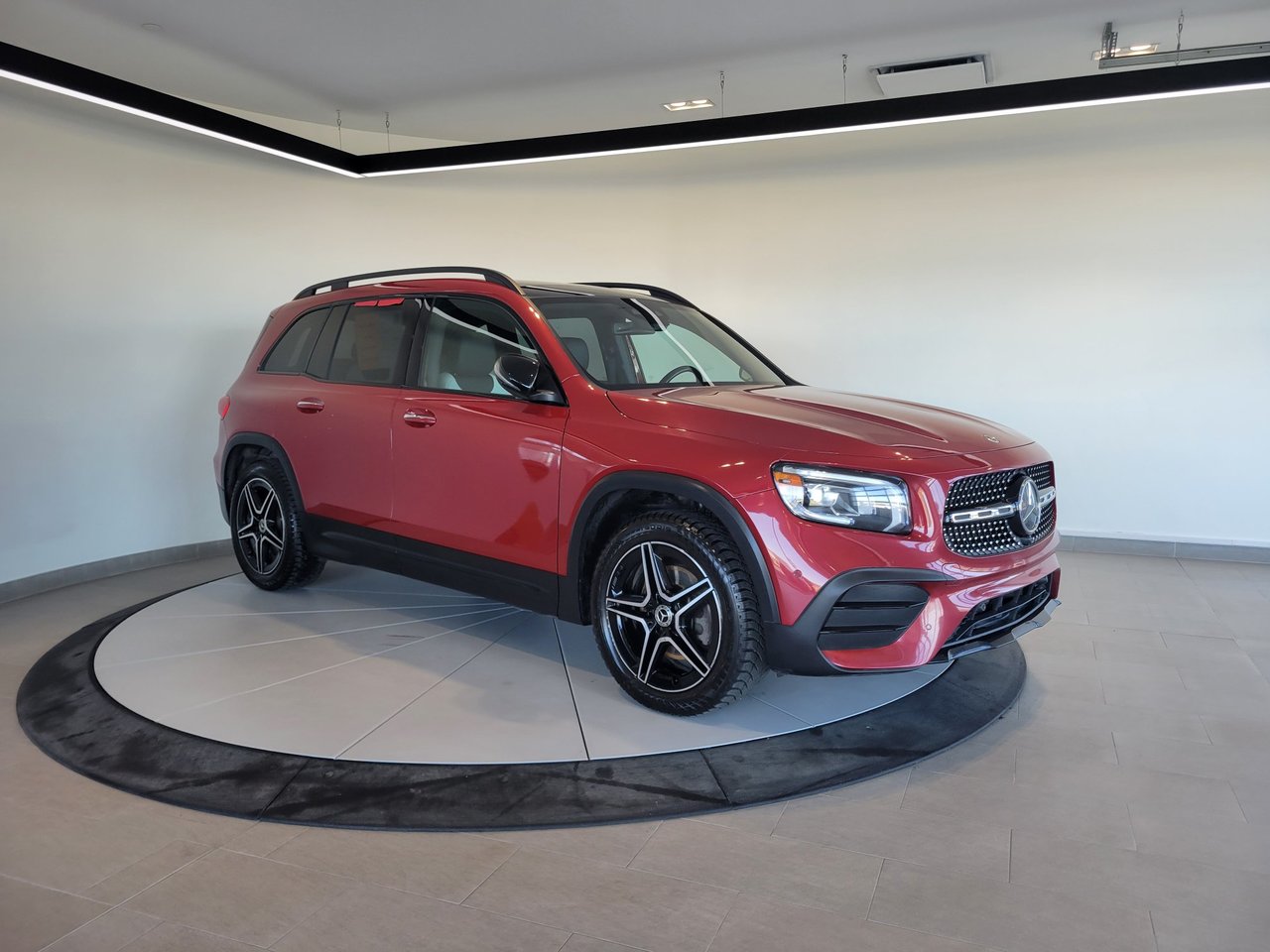 2021 Mercedes-Benz GLB 250 + CUIR + TOIT + AMG + WOW +++