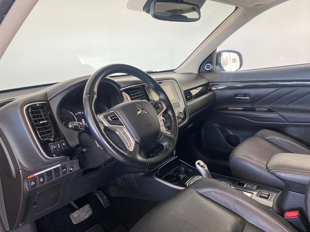 Mitsubishi OUTLANDER PHEV GT + A/C + CUIR + TOIT + CAMERA + WOW +++ 2018