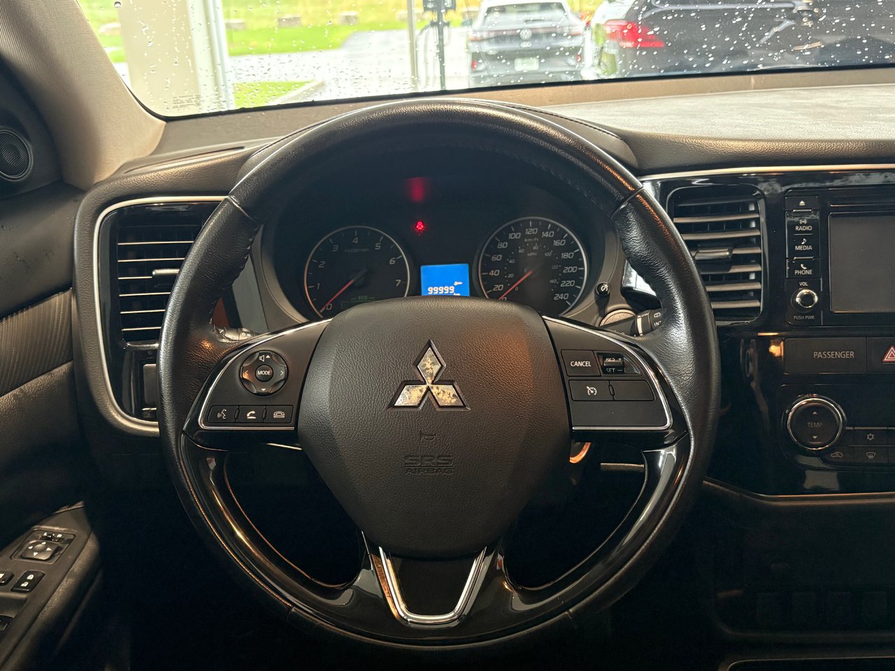 Mitsubishi Outlander ES + TOURING + TOIT + AWC + CAMERA + WOW +++ 2017