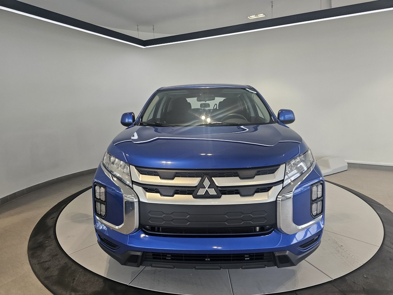 Mitsubishi RVR ES + CAMERA + BAS KM + BLUETOOTH + WOW!+++ 2021