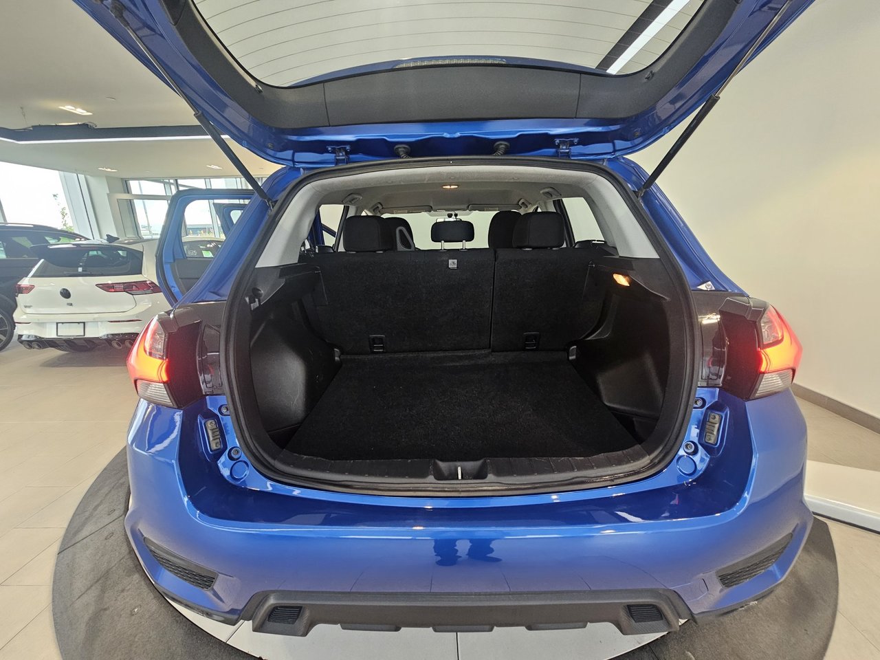 Mitsubishi RVR ES + CAMERA + BAS KM + BLUETOOTH + WOW!+++ 2021