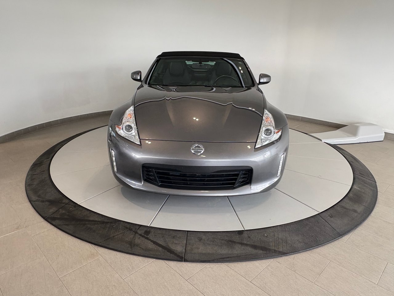 Nissan 370Z SPORT + TOURING + CUIR + NAV/GPS + RARE + WOW ++ 2017