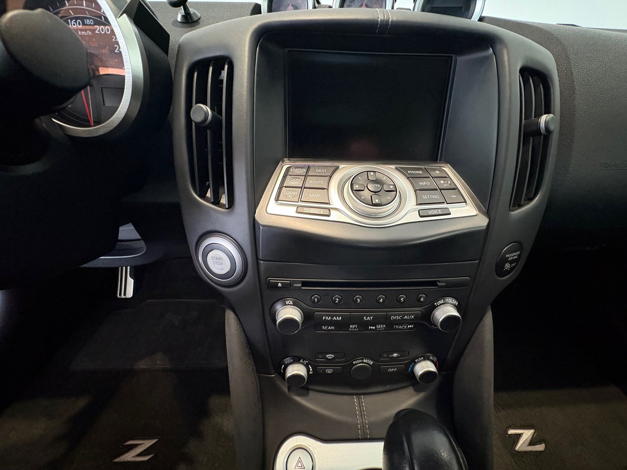 Nissan 370Z SPORT + TOURING + CUIR + NAV/GPS + RARE + WOW ++ 2017