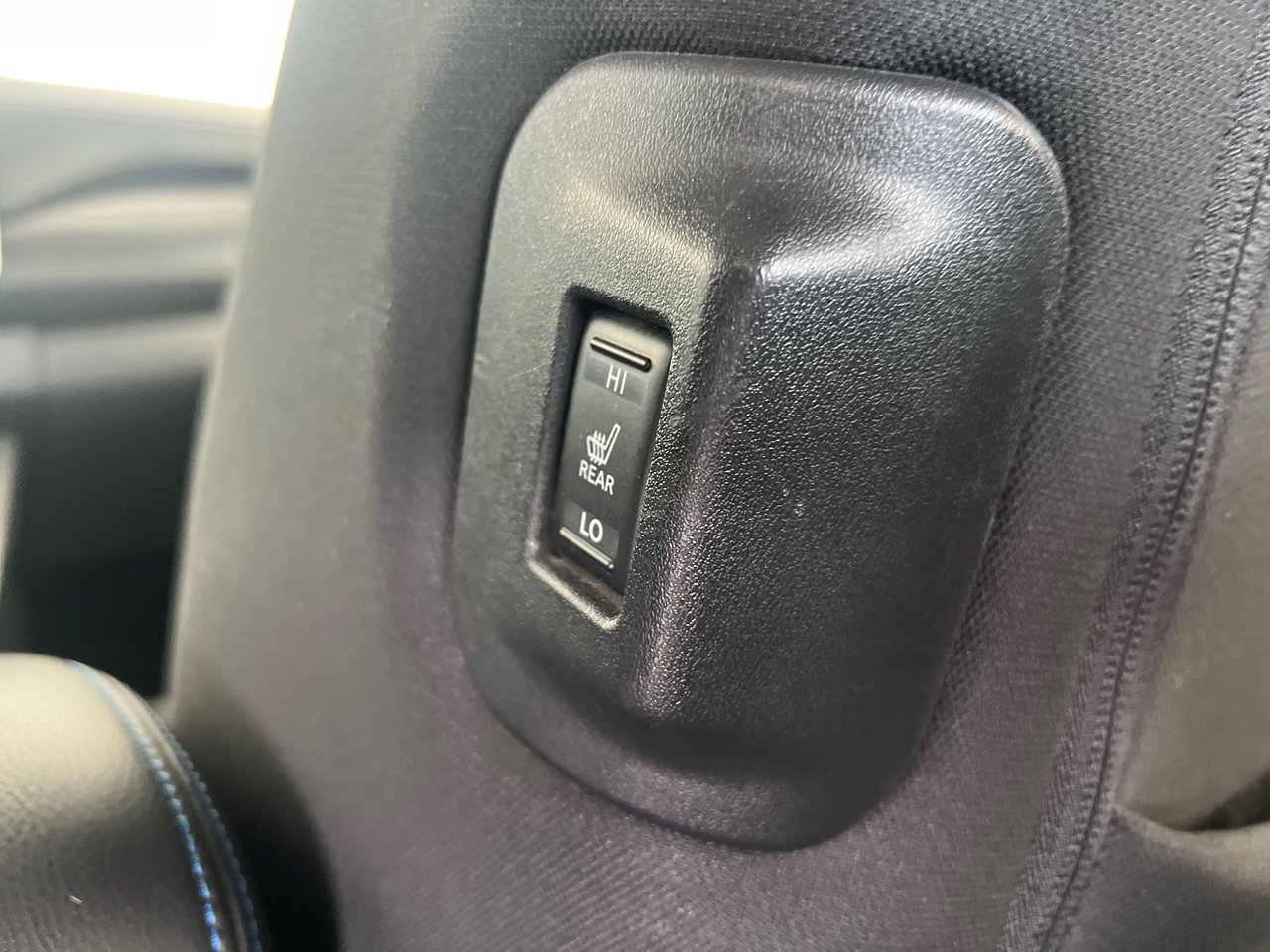2019 Nissan Leaf SV + CAMERA + CARPLAY + A/C + WOW!+++