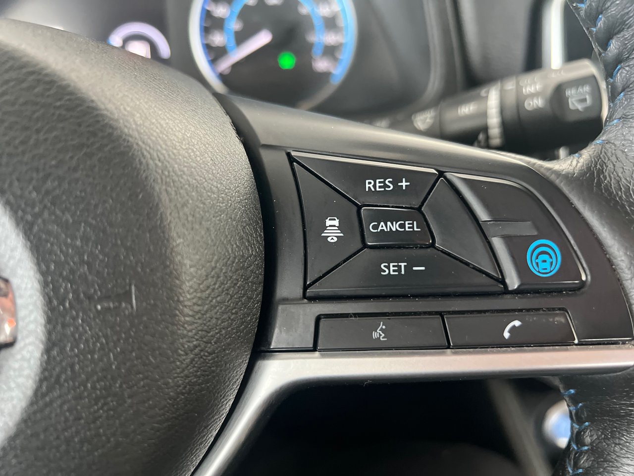 2019 Nissan Leaf SV + CAMERA + CARPLAY + A/C + WOW!+++