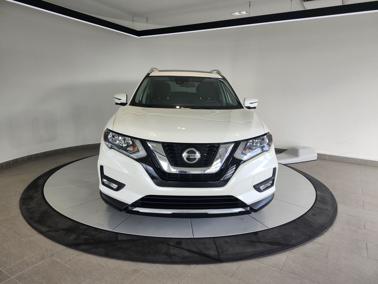 Nissan Rogue SV + AWD + TOIT + A/C + CAMERA + WOW +++ 2020