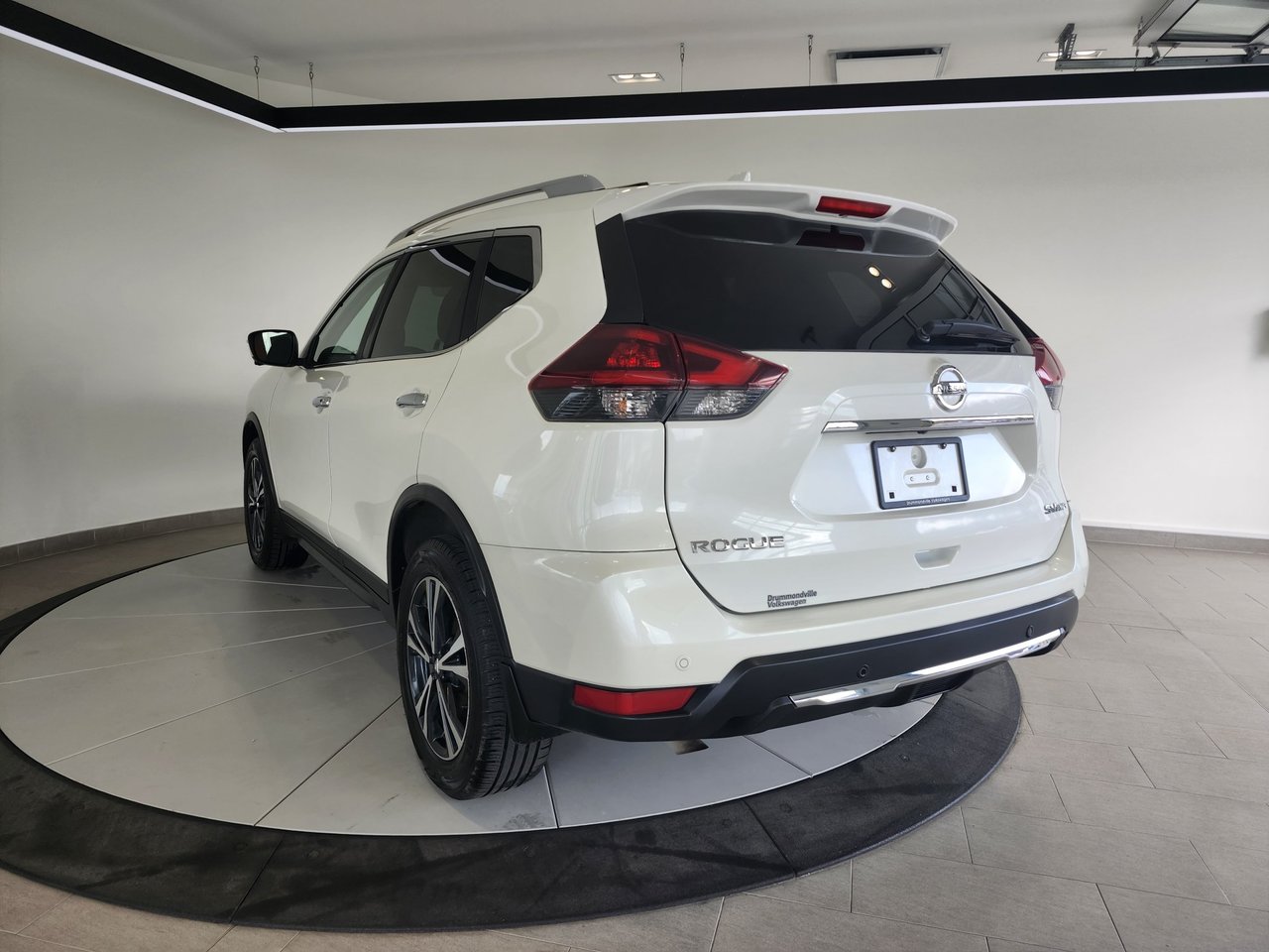 Nissan Rogue SV + AWD + TOIT + A/C + CAMERA + WOW +++ 2020
