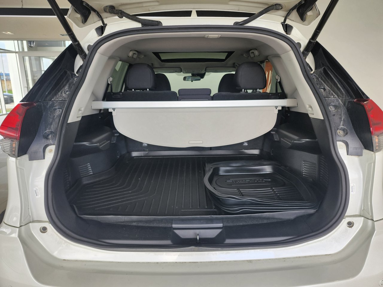 Nissan Rogue SV + AWD + TOIT + A/C + CAMERA + WOW +++ 2020