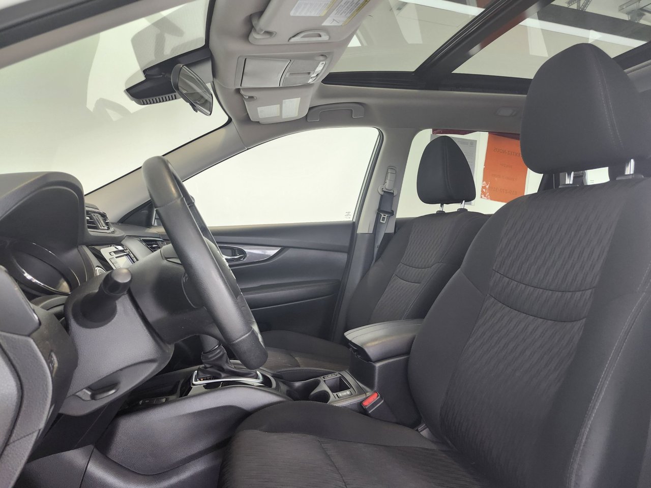 Nissan Rogue SV + AWD + TOIT + A/C + CAMERA + WOW +++ 2020