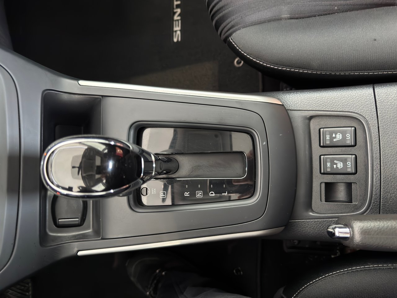Nissan Sentra SV + TOIT + CAMERA + A/C + BLUETOOTH + WOW ++ 2017