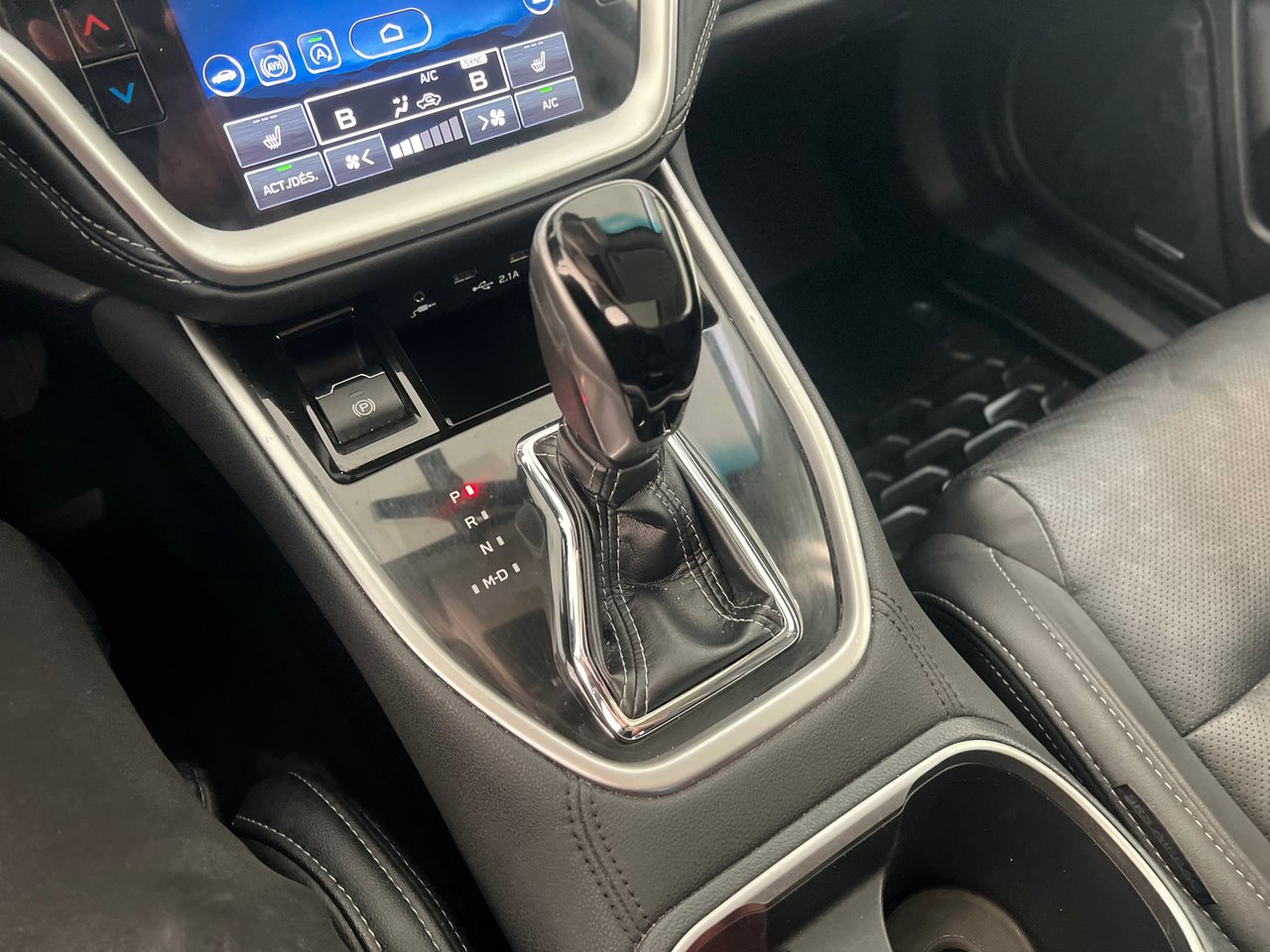 2020 Subaru Outback Limited XT + CUIR + CAMERA + CARPLAY + WOW!+++