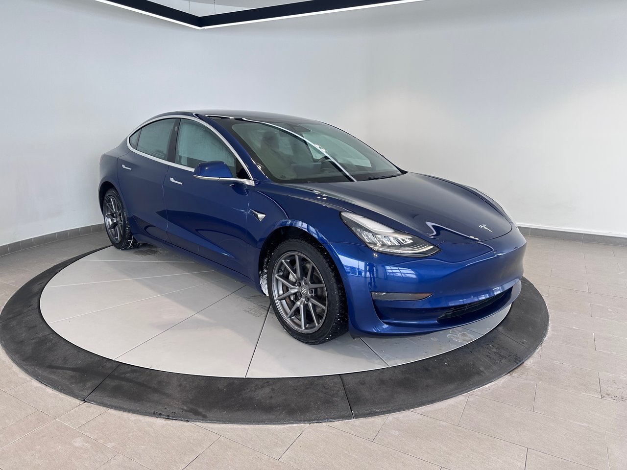 2020 Tesla MODEL 3 Standard Range Plus + TOIT + 424 KM + ECRAN +++