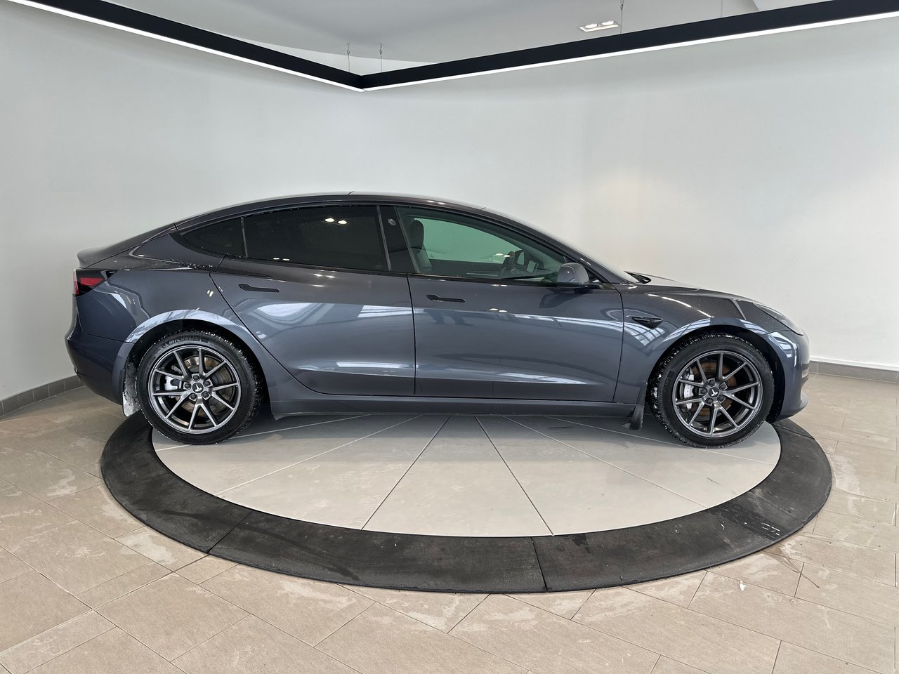 2021 Tesla MODEL 3 Standard Range Plus + TOIT + 424 KM + ECRAN +++