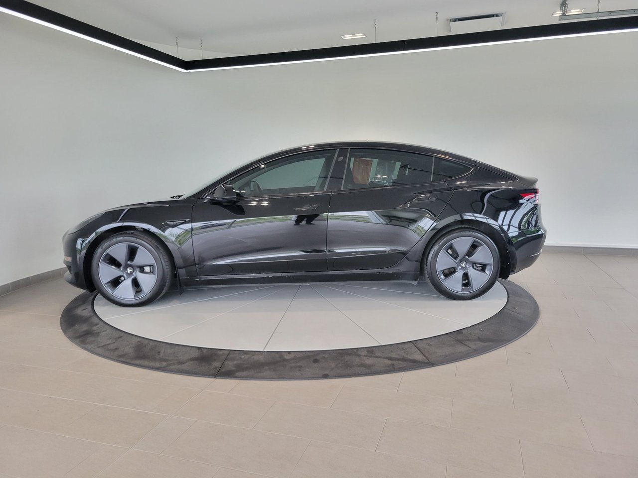 2023 Tesla MODEL 3 AWD LONG RANGE + CUIR + CAMERA + CHAUFFANT +WOW!++