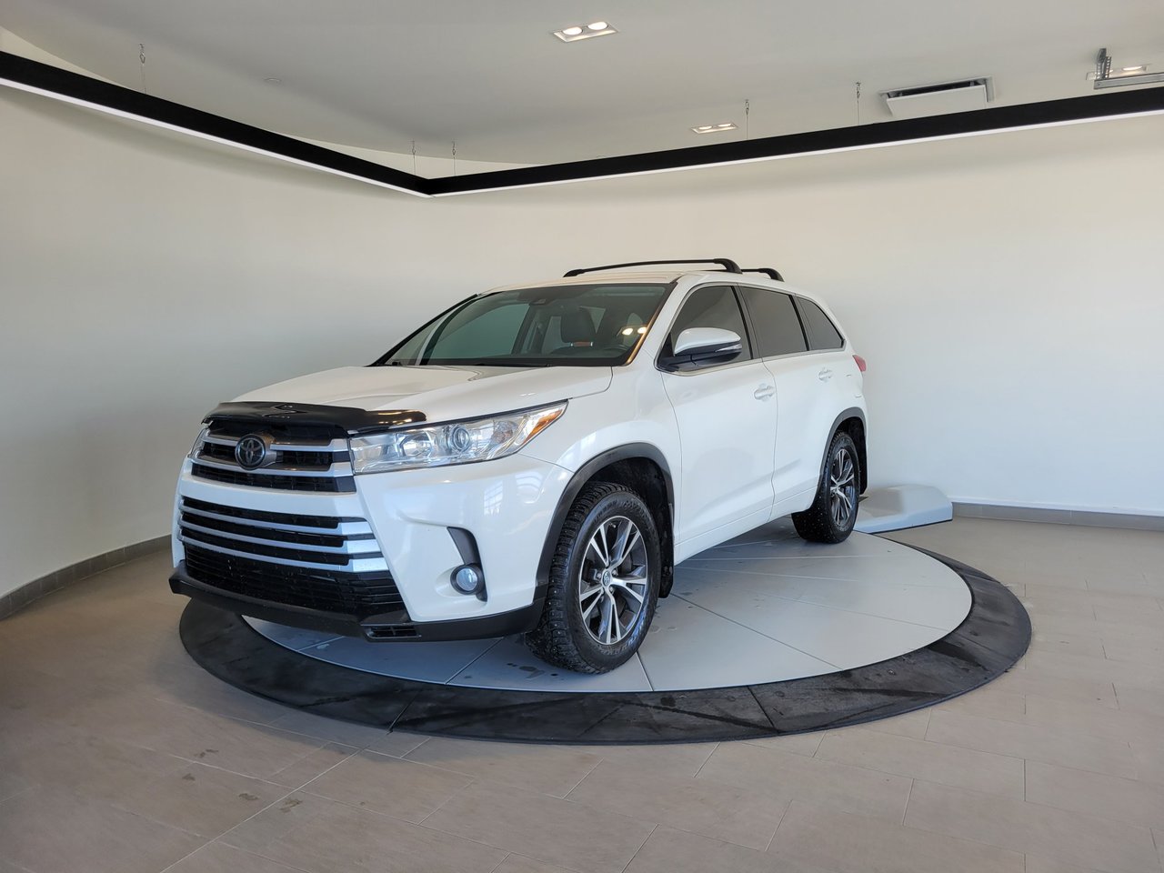 Toyota Highlander LE + 7 PASSAGERS + A/C + CAMERA + WOW +++ 2018