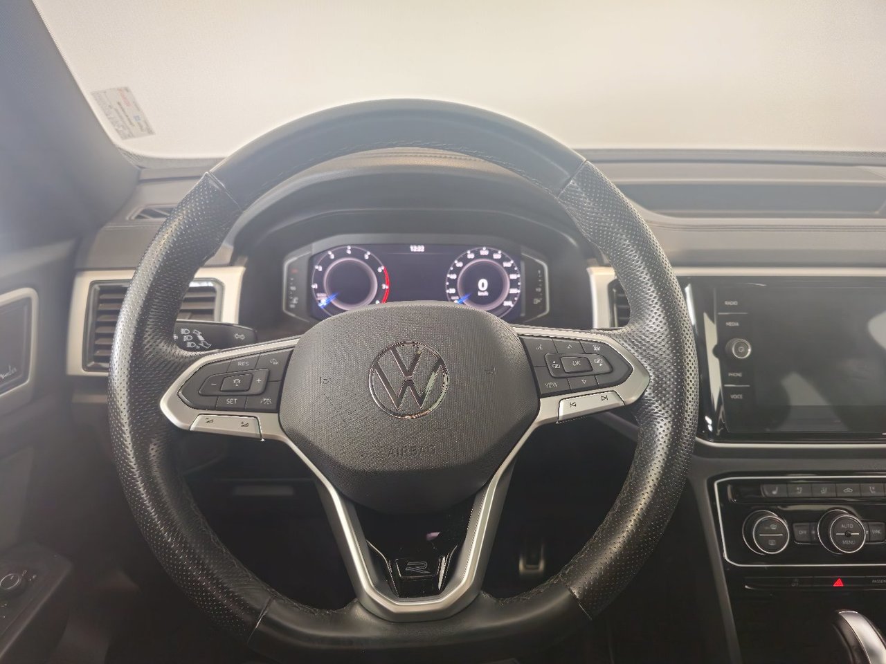 Volkswagen Atlas Cross Sport Execline + R-LINE + V6+ AWD+ CUIR+ CAMERA+ WOW++ 2023