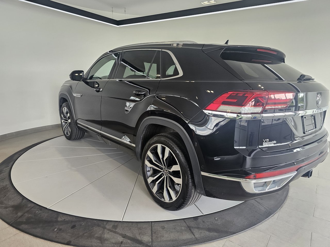 Volkswagen Atlas Cross Sport Execline + R-LINE + V6+ AWD+ CUIR+ CAMERA+ WOW++ 2023