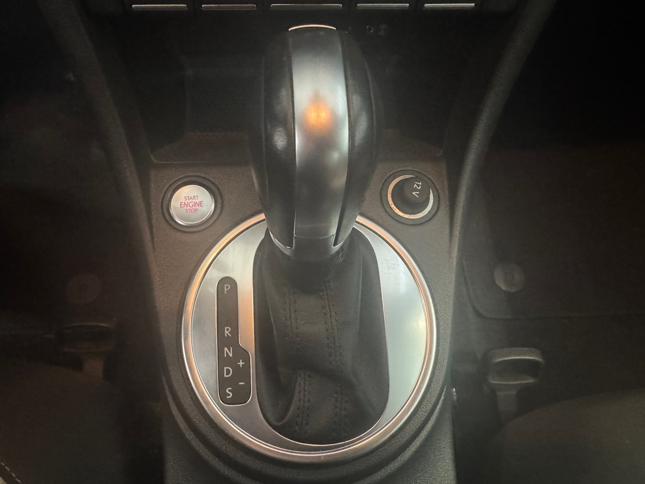 Volkswagen Beetle Convertible A/C + BLUETOOTH + CAMERA + WOW ! +++ 2018