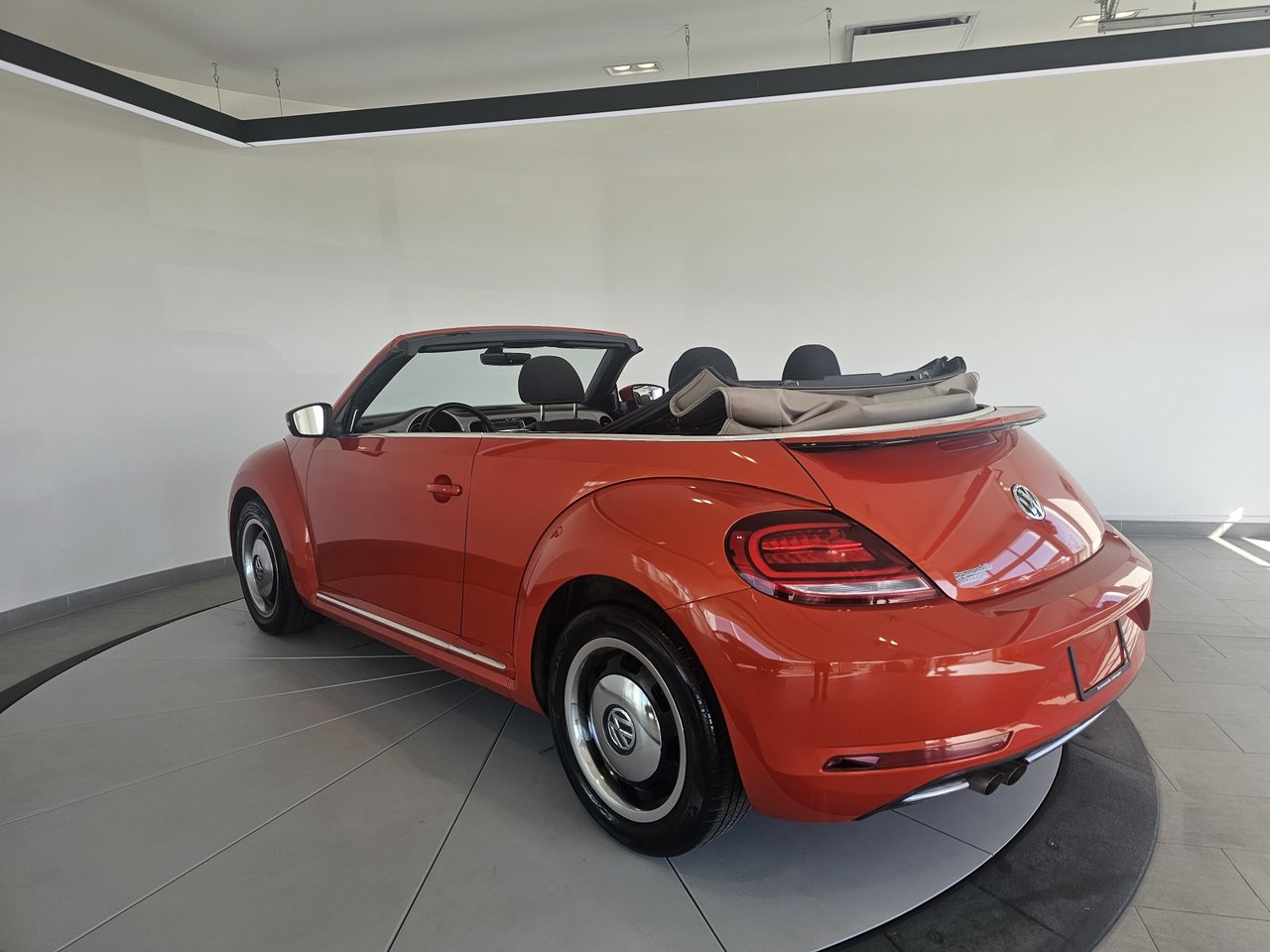 2018 Volkswagen Beetle Convertible COAST + BAS KM + RARE + CAMERA + A/C + WOW +