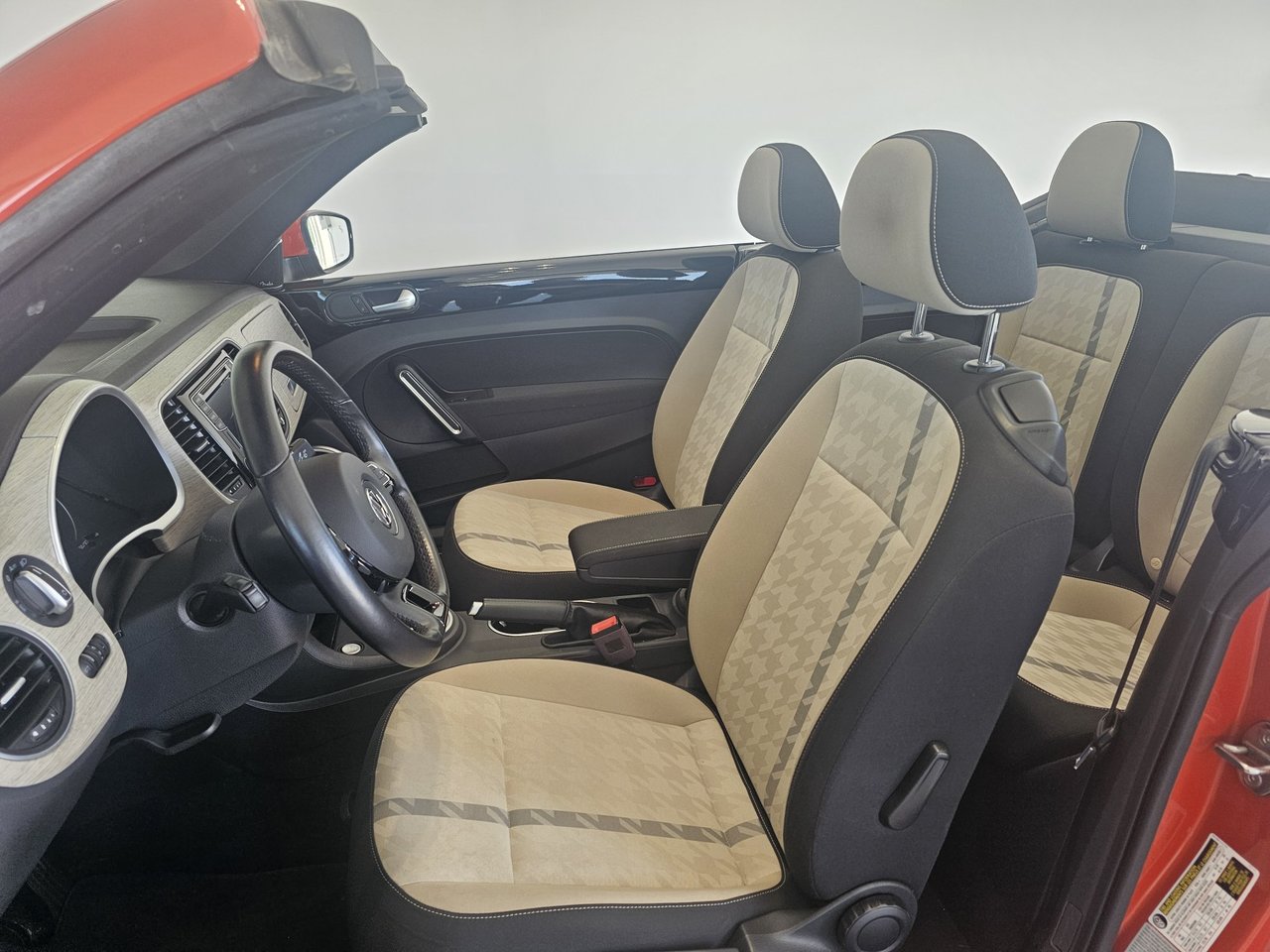 2018 Volkswagen Beetle Convertible COAST + BAS KM + RARE + CAMERA + A/C + WOW +