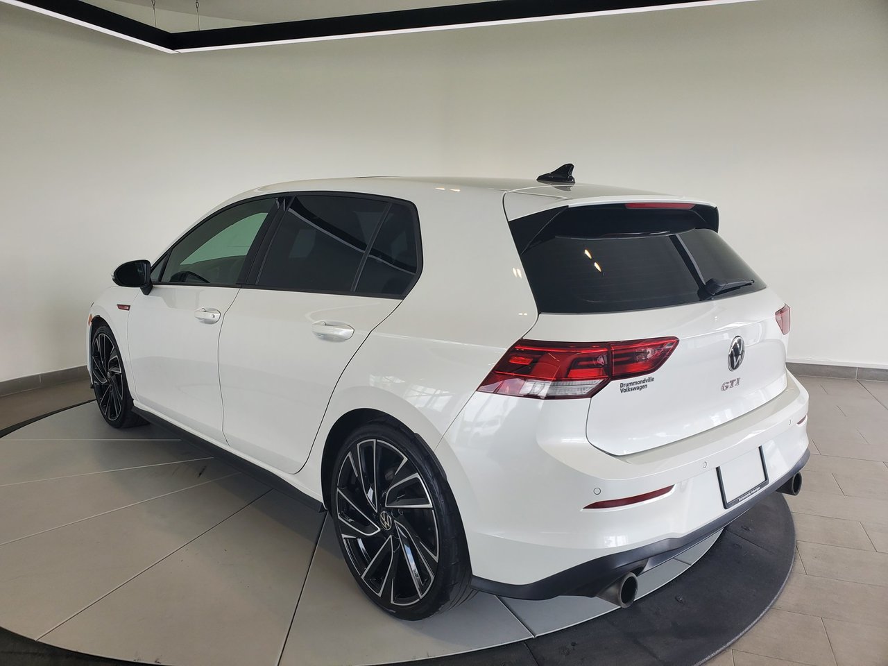 Volkswagen Golf GTI AUTOBAHN + TOIT + CAMERA + TISSU CLARK + WOW!+++ 2022