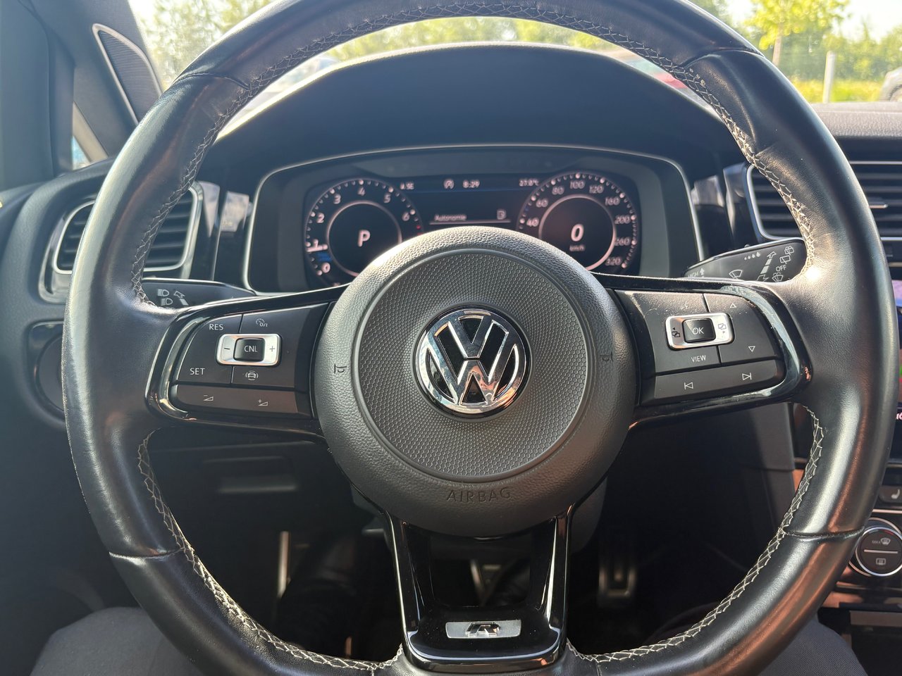 Volkswagen Golf R 4MOTION + CAMERA + CARPLAY + CUIR + WOW!+++ 2019