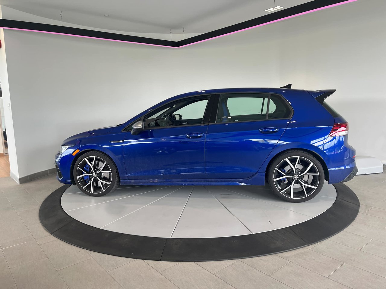 2024 Volkswagen Golf R DSG + 315HP + CARPLAY + SIEGE CHAUFFANT +