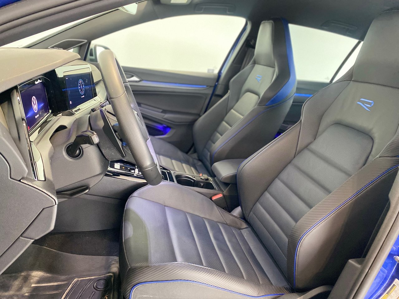 Volkswagen Golf R R + DSG + CARPLAY + CAMERA + 333 HP + WOW +++ 2024