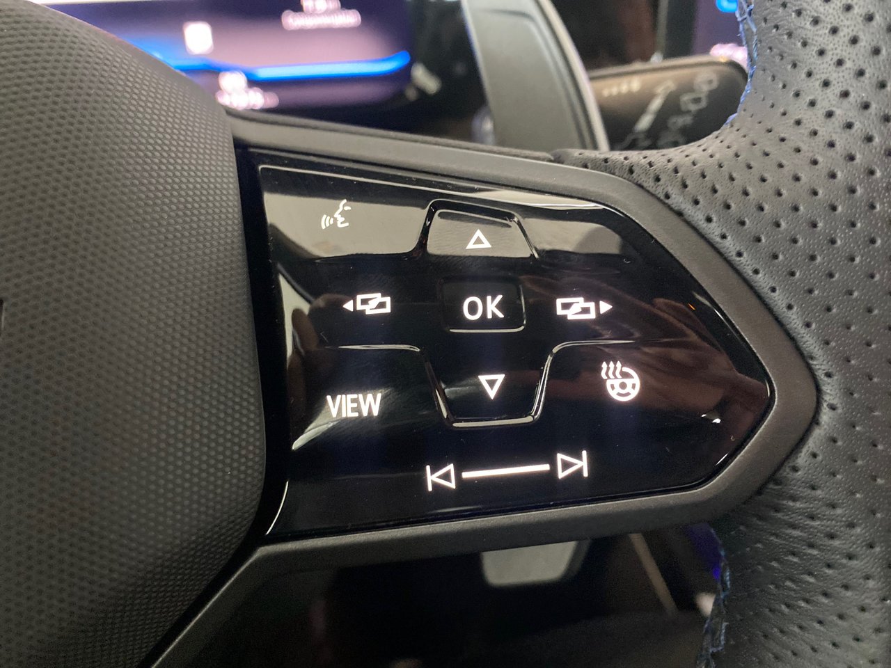 Volkswagen Golf R R + DSG + CARPLAY + CAMERA + 333 HP + WOW +++ 2024