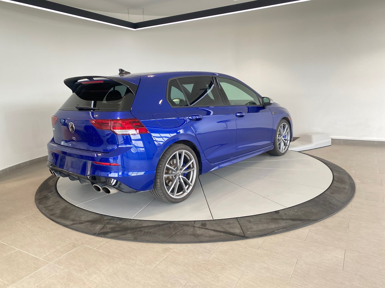 Volkswagen Golf R R + DSG + CARPLAY + CAMERA + 333 HP + WOW +++ 2024