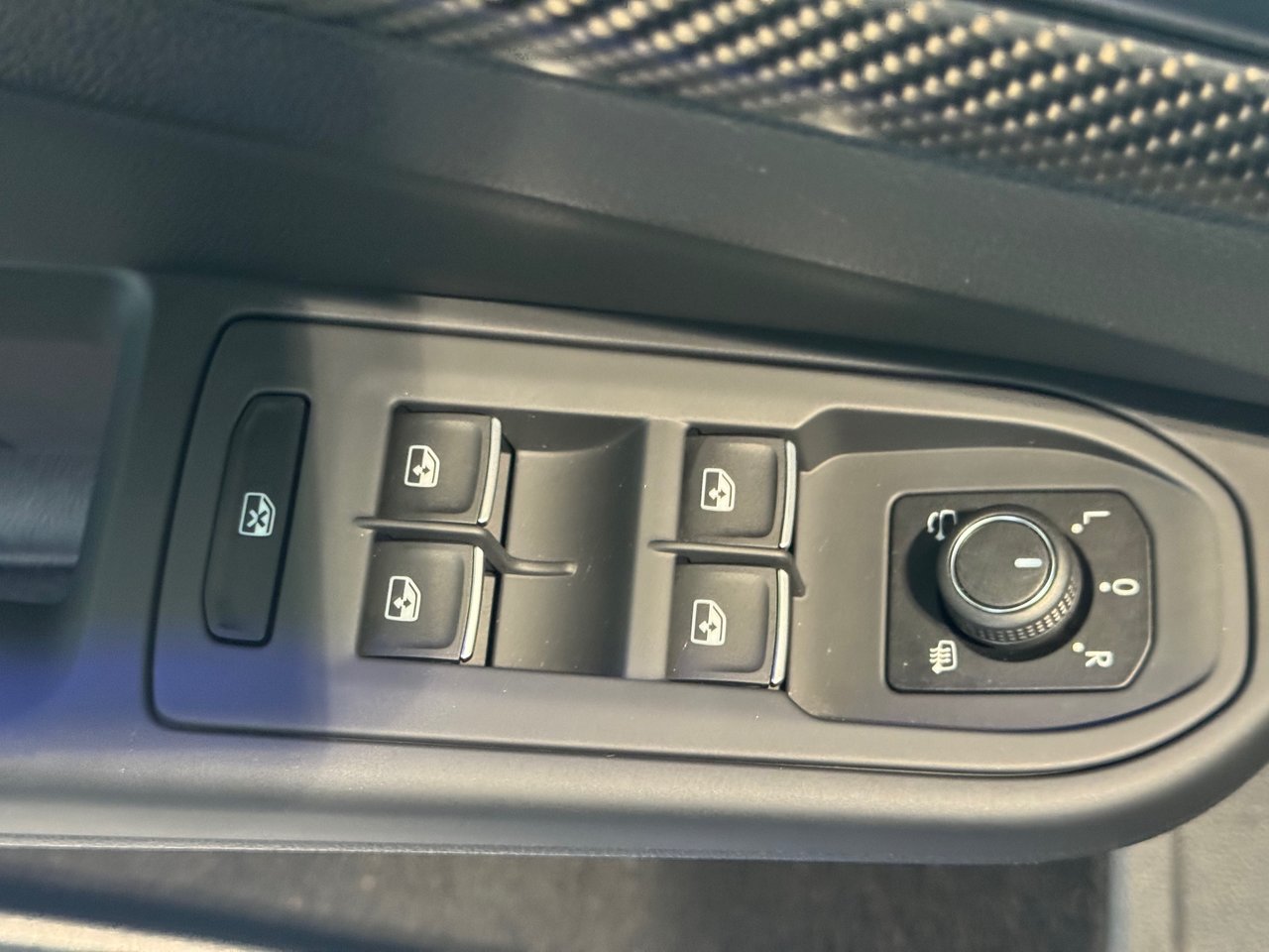 Volkswagen Golf R TOIT + CUIR + CARPLAY + 1 PROPRIO + WOW!+++ 2024