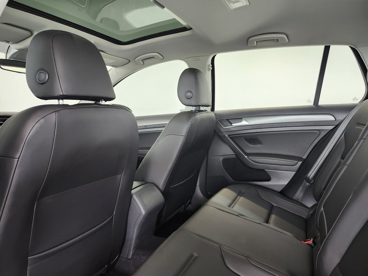 2021 Volkswagen Golf HIGHLINE + CUIR + TOIT + CARPLAY + CAMÉRA + WOW +