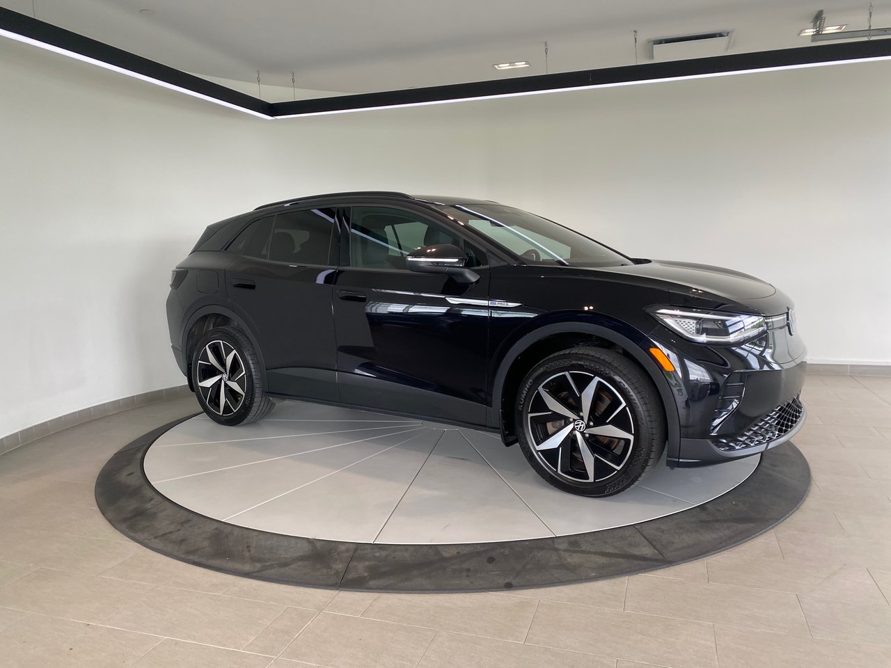 Volkswagen ID.4 PRO S + AWD + CARPLAY + CAMERA + GPS+TOIT+ WOW+++ 2024