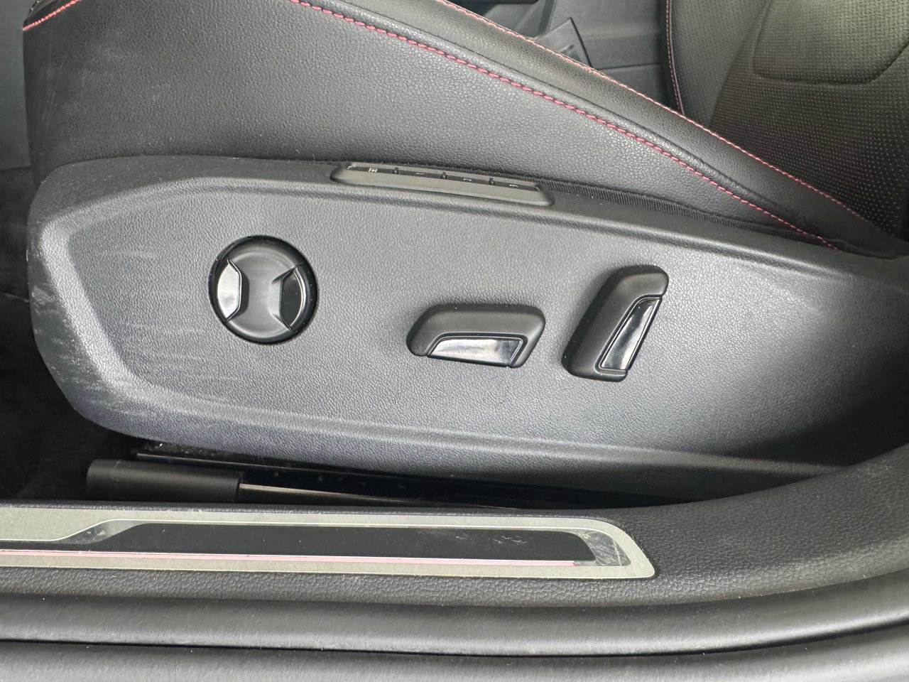 2022 Volkswagen Jetta GLI GLI + CUIR + TOIT + DSG + CARPLAY + WOW ++