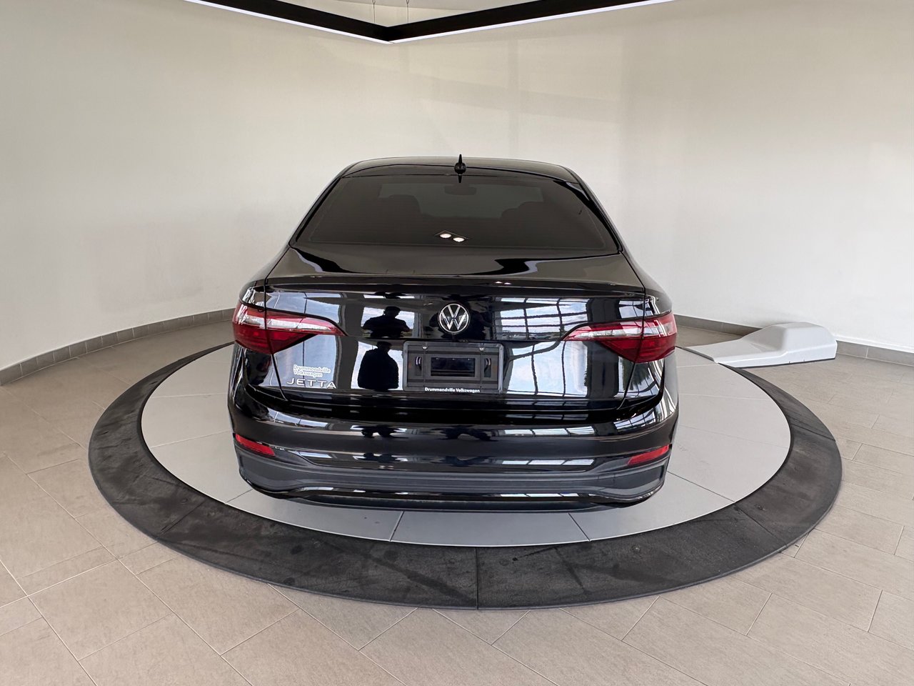 2022 Volkswagen Jetta COMFORTLINE + AC + CARPLAY + NAV + CAMERA+ WOW!++