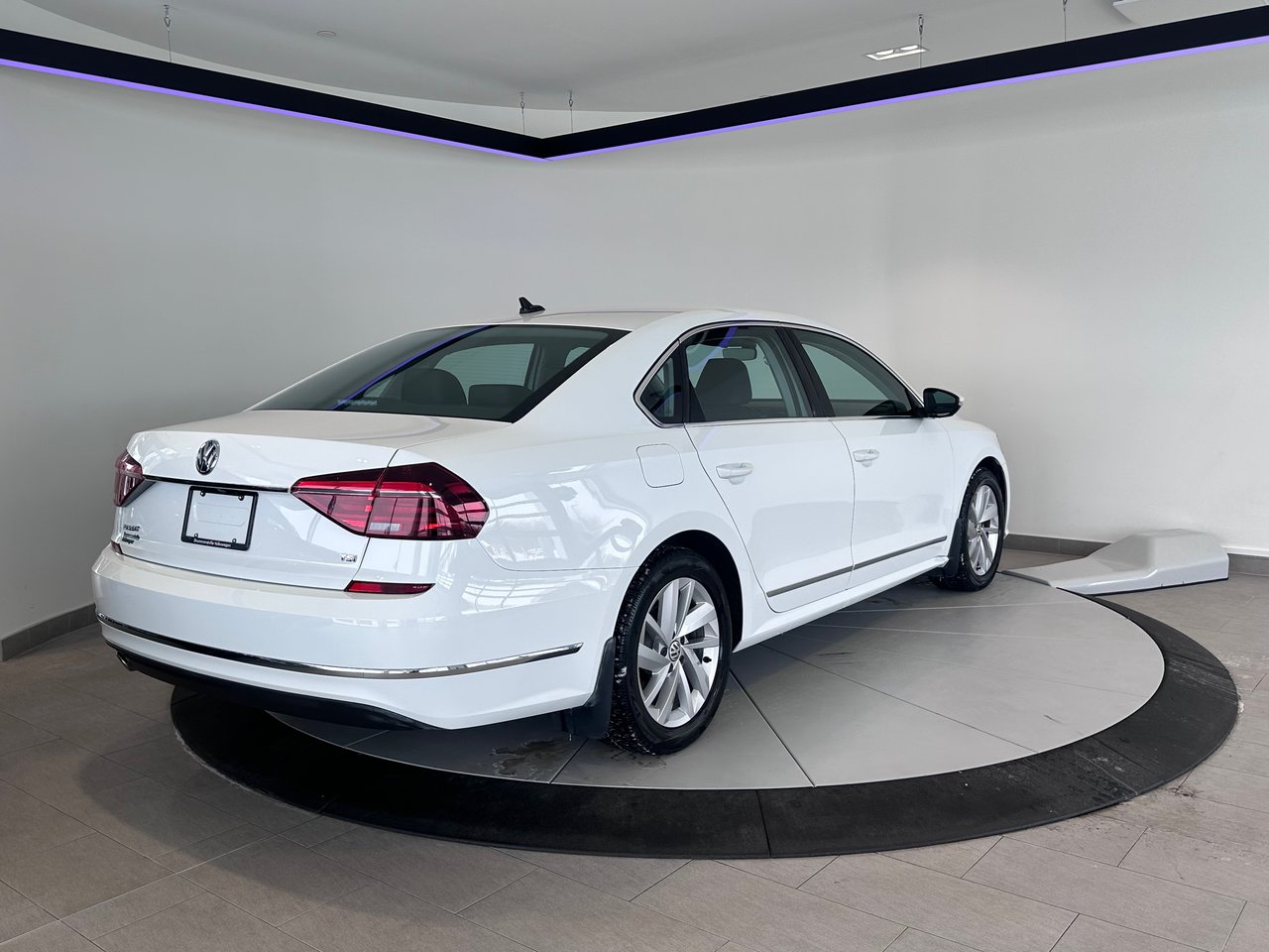 2018 Volkswagen Passat COMFORTLINE + CUIR + CAMÉRA DE RECUL + A/C +++