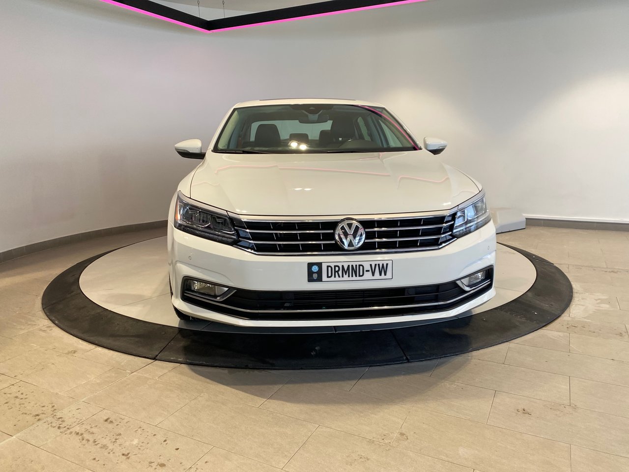 2018 Volkswagen Passat Highline + TOIT + CUIR + CAMERA + WOW ++