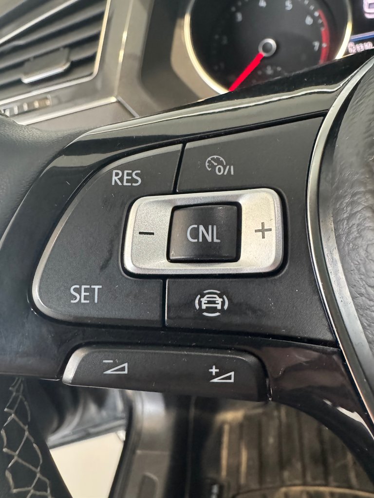 2021 Volkswagen Tiguan COMFORTLINE + TOIT + A/C + CARPLAY + WOW ++