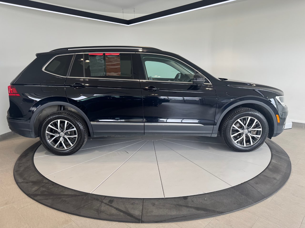 2021 Volkswagen Tiguan COMFORTLINE + TOIT + A/C + CARPLAY + WOW ++