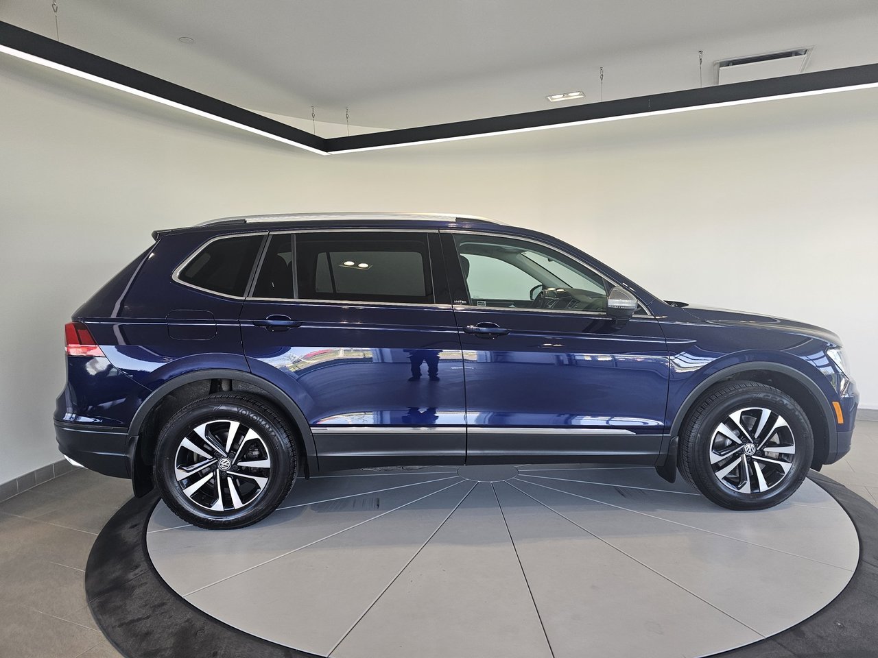 2021 Volkswagen Tiguan UNITED 4 MOTION + AC + CARPLAY + CAMERA + WOW !+++