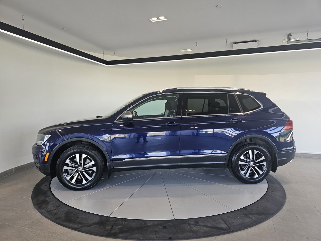 2021 Volkswagen Tiguan UNITED 4 MOTION + AC + CARPLAY + CAMERA + WOW !+++