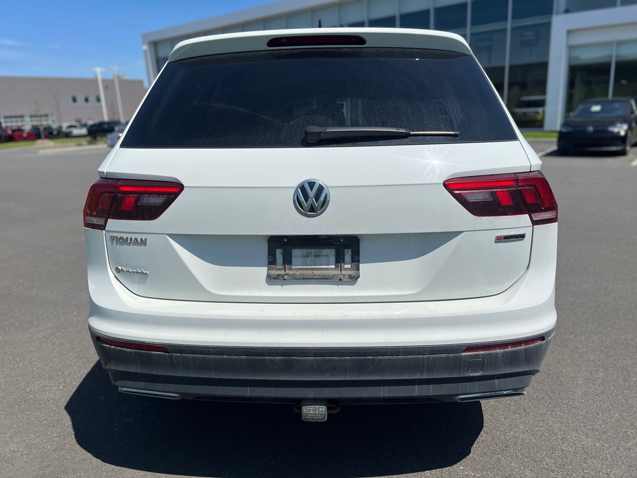Volkswagen Tiguan COMFORTLINE + TOIT + CUIR + A/C + CARPLAY + WOW ++ 2021