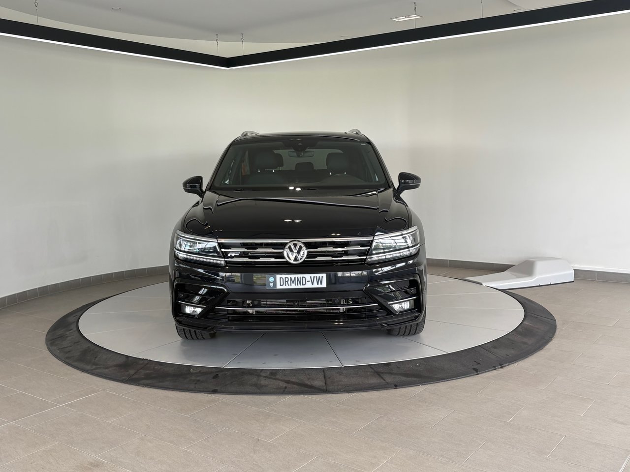 Volkswagen Tiguan Highline + R-LINE + CAMERA + TOIT + WOW +++ 2021